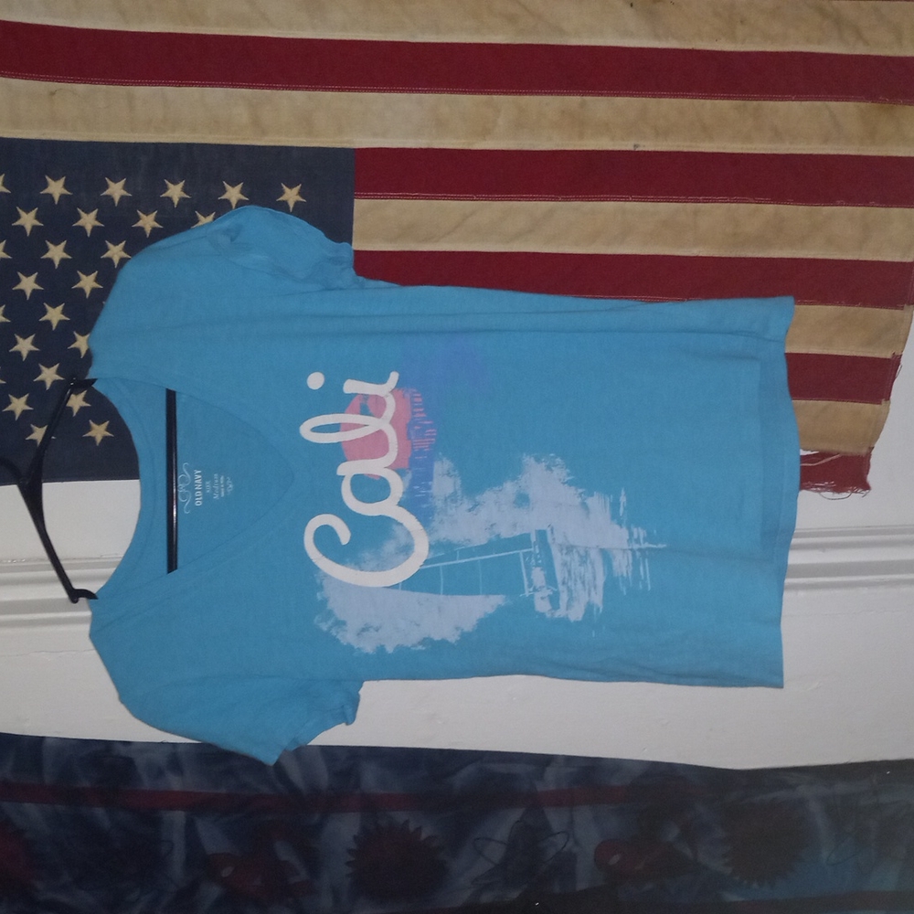 Size medium girls Old Navy shirt